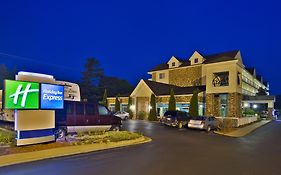 Holiday Inn Express Mackinaw City